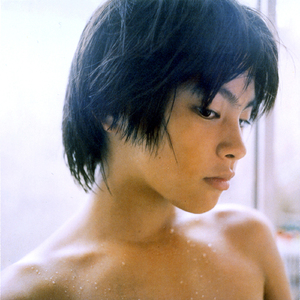 撕开女警胸罩胸奶头玩大胸
