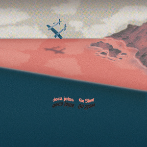 撕开女警胸罩胸奶头玩大胸
