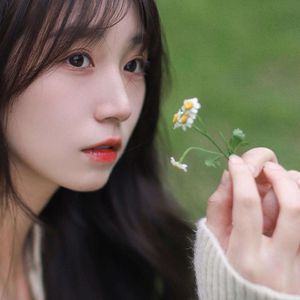 撕开女警胸罩胸奶头玩大胸
