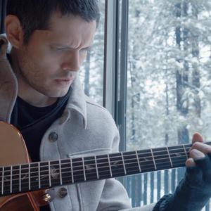 撕开女警胸罩胸奶头玩大胸
